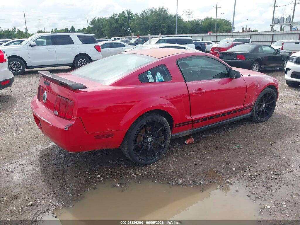 1ZVFT80N655116628 2005 FORD MUSTANG photo no. 4