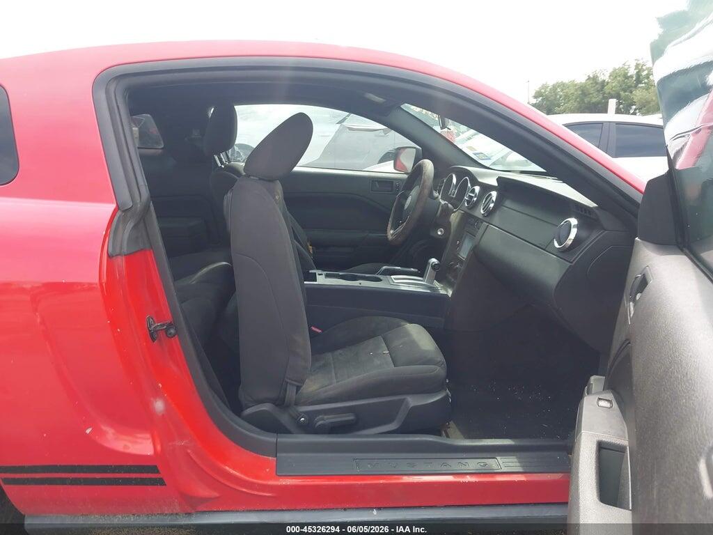 1ZVFT80N655116628 2005 FORD MUSTANG photo no. 5