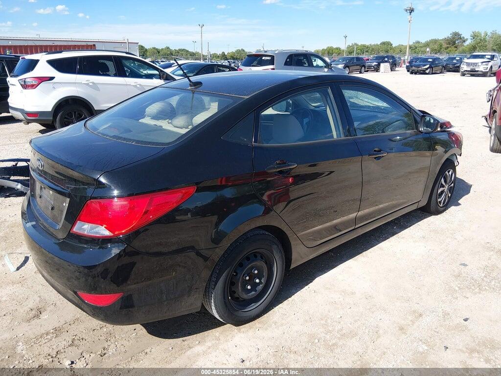 KMHCT4AE5HU320341 2017 HYUNDAI ACCENT photo no. 4