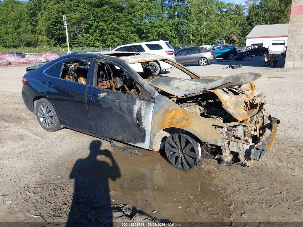 4T1BF1FK3FU882400 2015 TOYOTA CAMRY photo no. 1