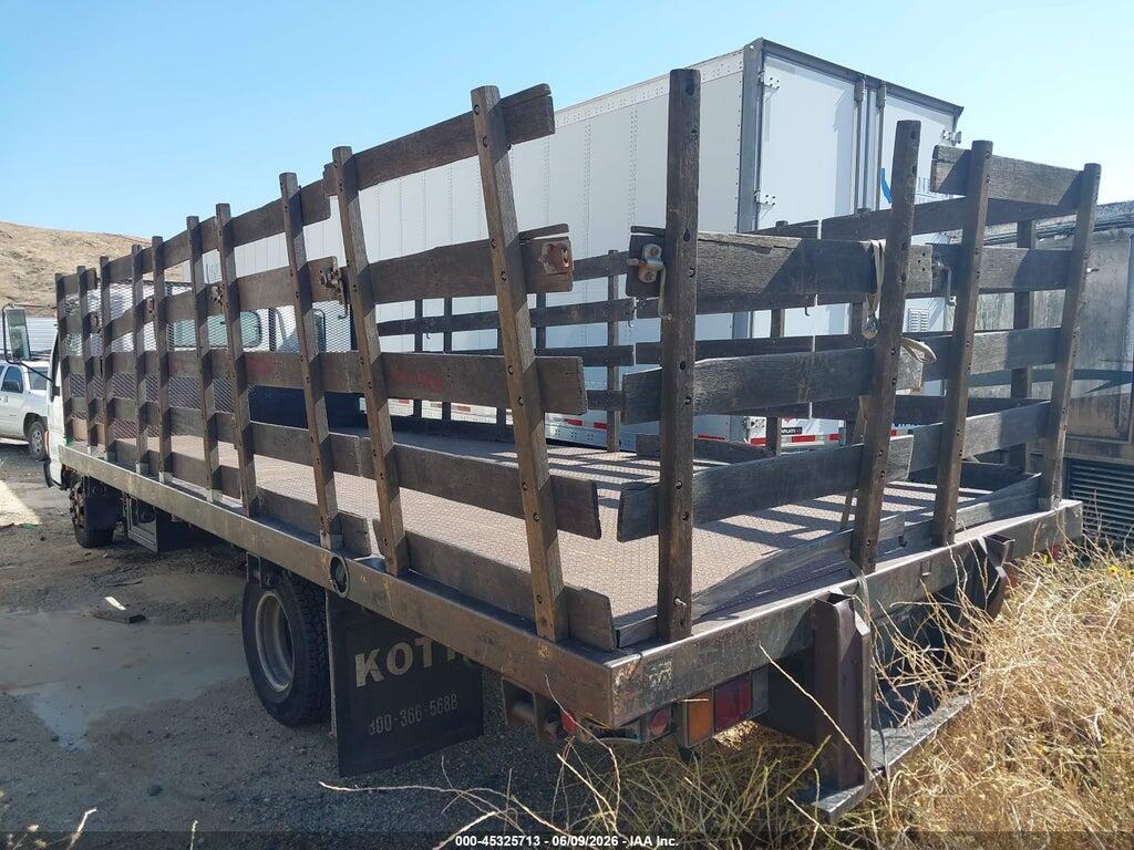 JALC4B14717010546 2001 ISUZU NPR photo no. 3