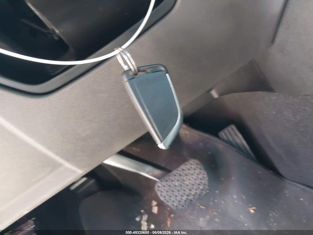 3MW89FF04R8E39060 2024 BMW 330I photo no. 11