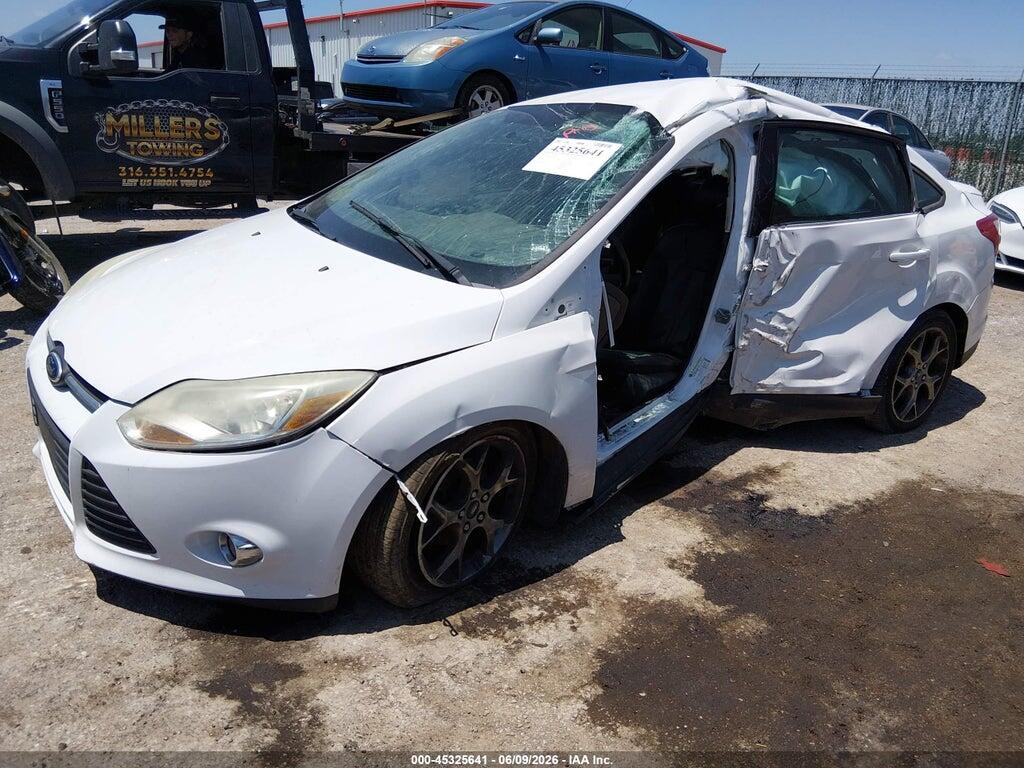 1FADP3F23EL230151 2014 FORD FOCUS photo no. 2