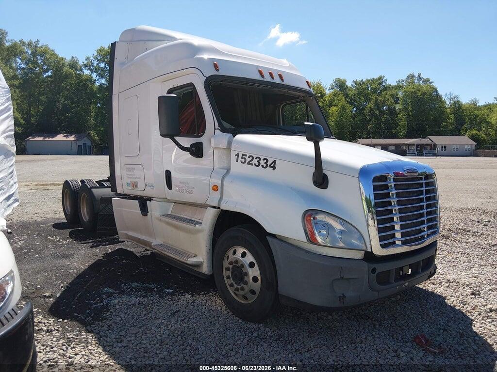 1FUJGLDV9FLGF1035 2015 FREIGHTLINER CASCADIA 125 photo no. 1