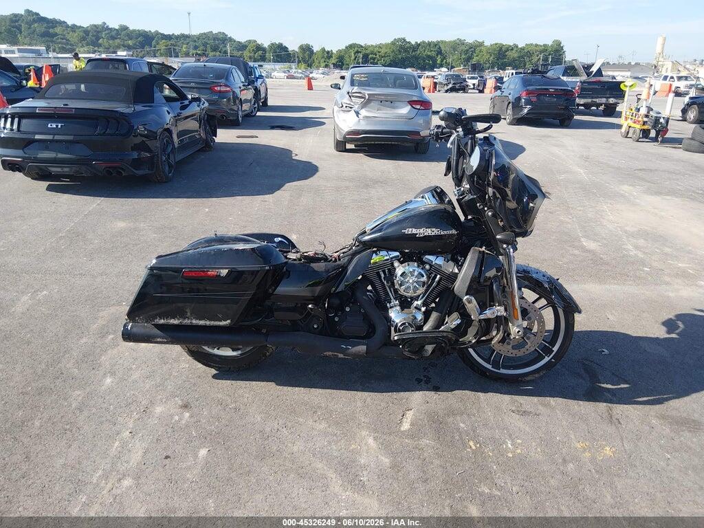 1HD1KRM11FB653115 2015 HARLEY-DAVIDSON FLHXS photo no. 12