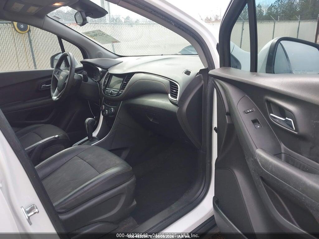 KL7CJPSB0JB573078 2018 CHEVROLET TRAX photo no. 5