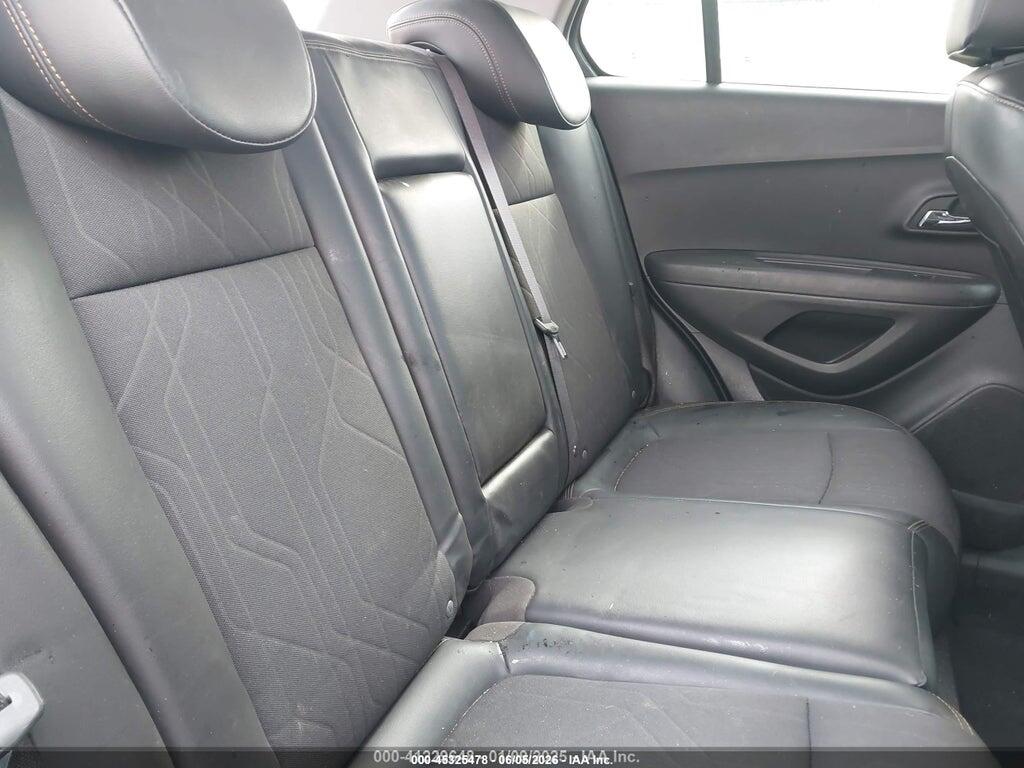 KL7CJPSB0JB573078 2018 CHEVROLET TRAX photo no. 8