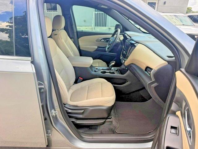 2023 CHEVROLET TRAVERSE LS — Фото 7 из 15