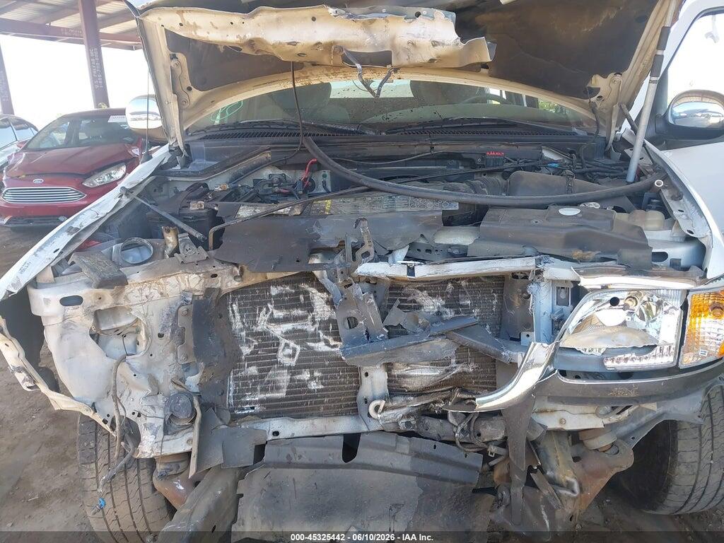 1FTRW07652KC88816 2002 FORD F-150 photo no. 10