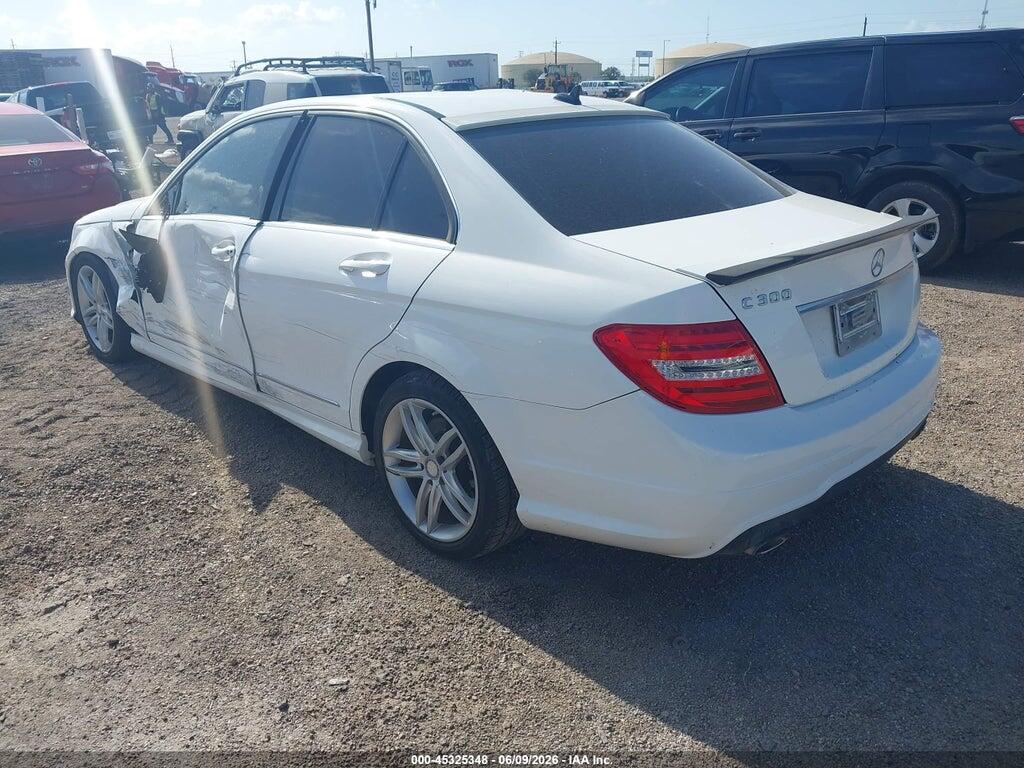 WDDGF8AB9DR281556 2013 MERCEDES-BENZ C 300 photo no. 3