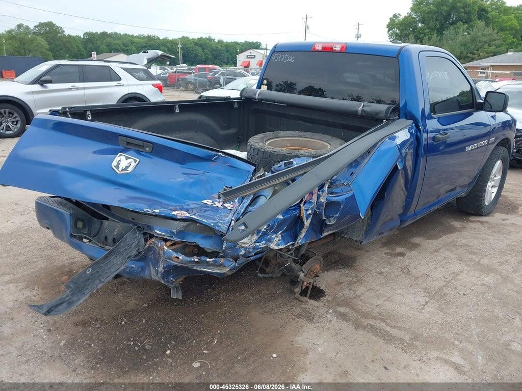 3D7JV1ET5BG632737 2011 RAM RAM 1500 photo no. 4