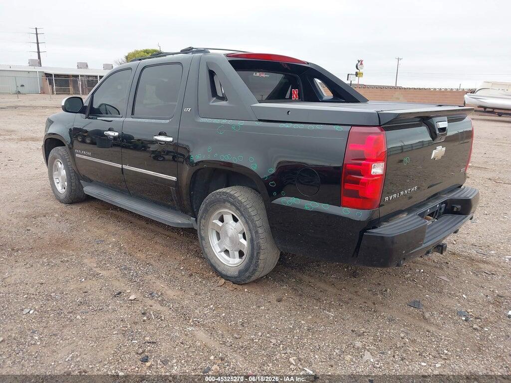 3GNTKGE3XBG347327 2011 CHEVROLET AVALANCHE 1500 photo no. 3