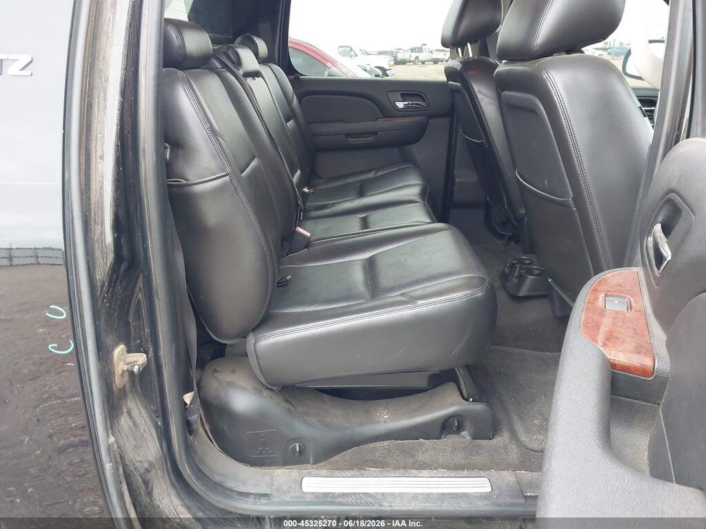 3GNTKGE3XBG347327 2011 CHEVROLET AVALANCHE 1500 photo no. 8