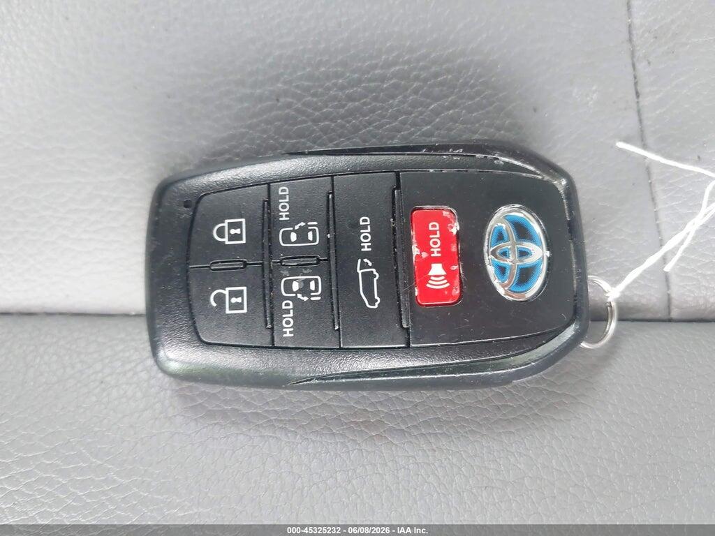 5TDYRKEC2PS173680 2023 TOYOTA SIENNA photo no. 11