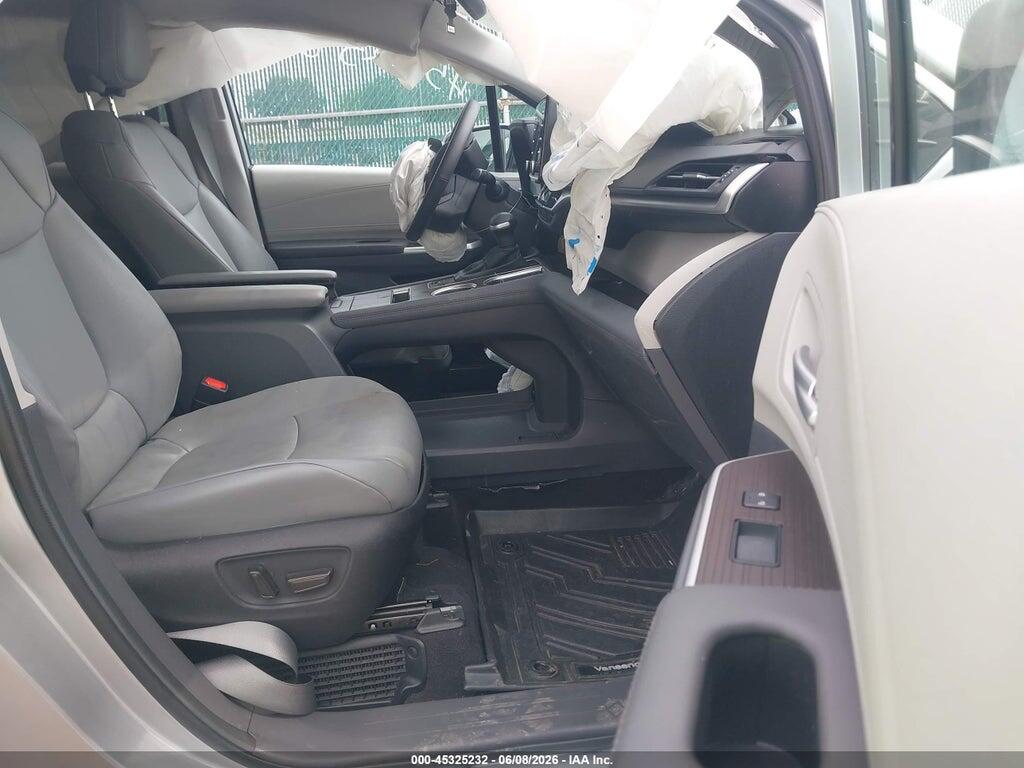 5TDYRKEC2PS173680 2023 TOYOTA SIENNA photo no. 5