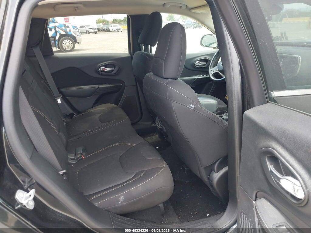 1C4PJLCS3GW168006 2016 JEEP CHEROKEE photo no. 8
