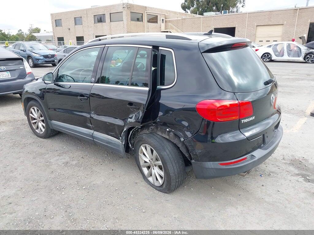 WVGRV7AX4HK003203 2017 VOLKSWAGEN TIGUAN photo no. 6