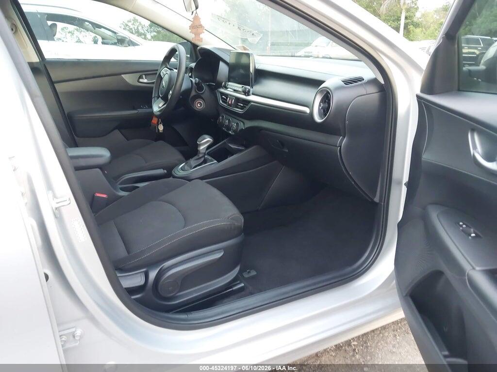 3KPF24AD1ME344849 2021 KIA FORTE photo no. 5