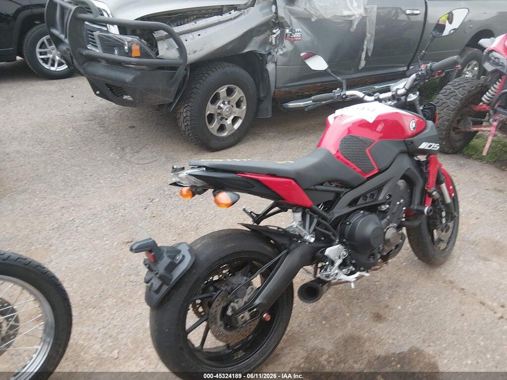JYARN53E5JA003710 2018 YAMAHA MT09 photo no. 4