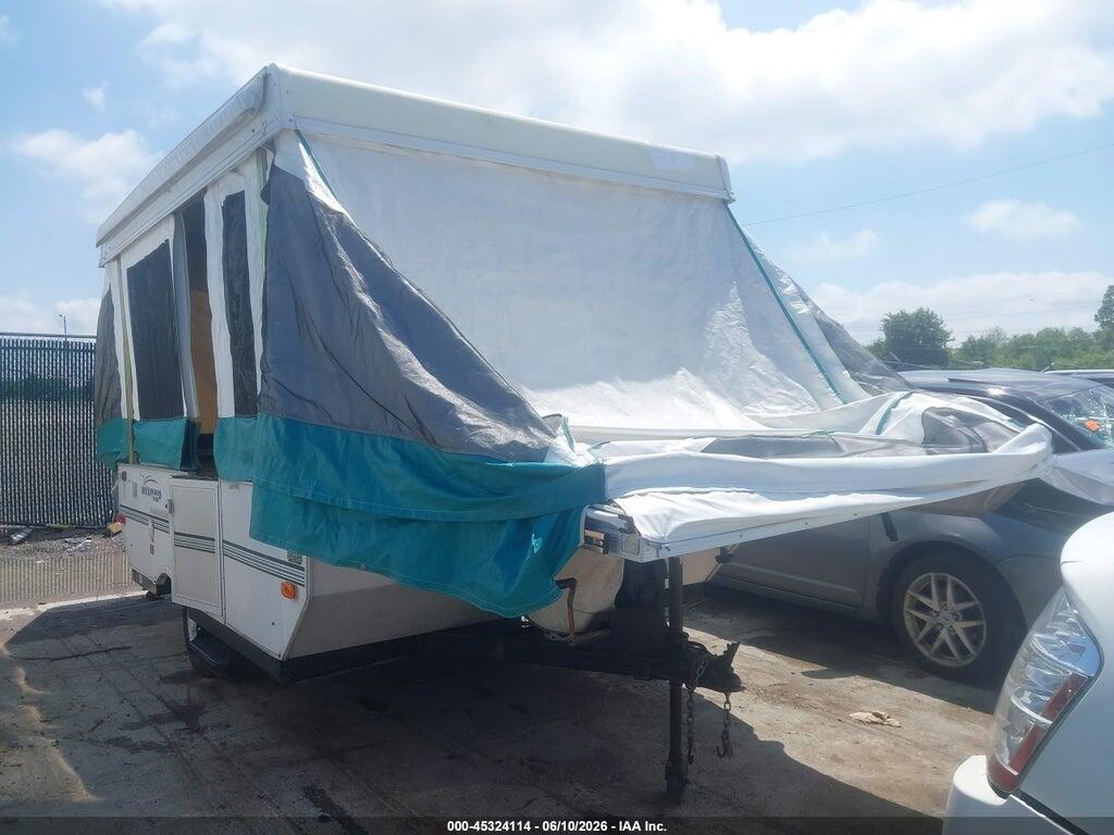 4X4CFM4124D257059 2004 FOREST RIVER ROCKWOOD FREEDOM photo no. 1