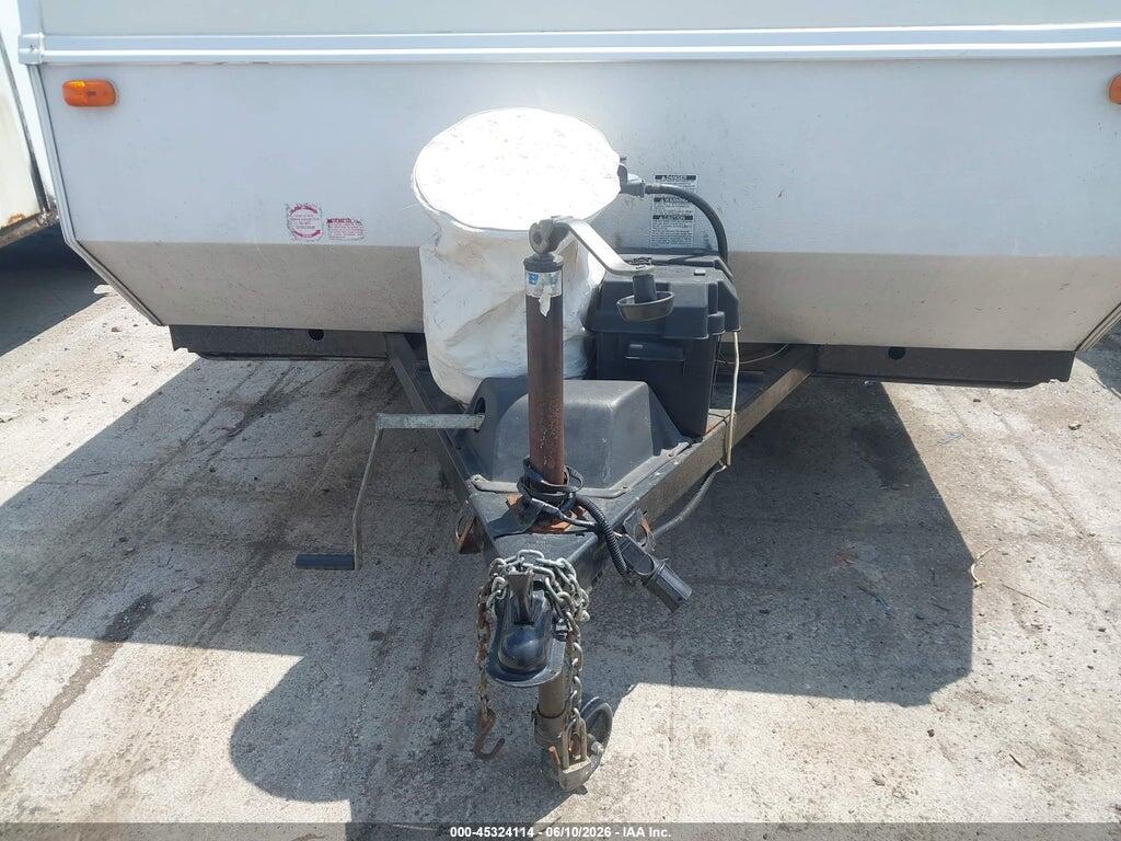 4X4CFM4124D257059 2004 FOREST RIVER ROCKWOOD FREEDOM photo no. 10