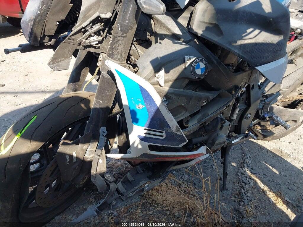WB10E8301P6H34214 2023 BMW M 1000 photo no. 2