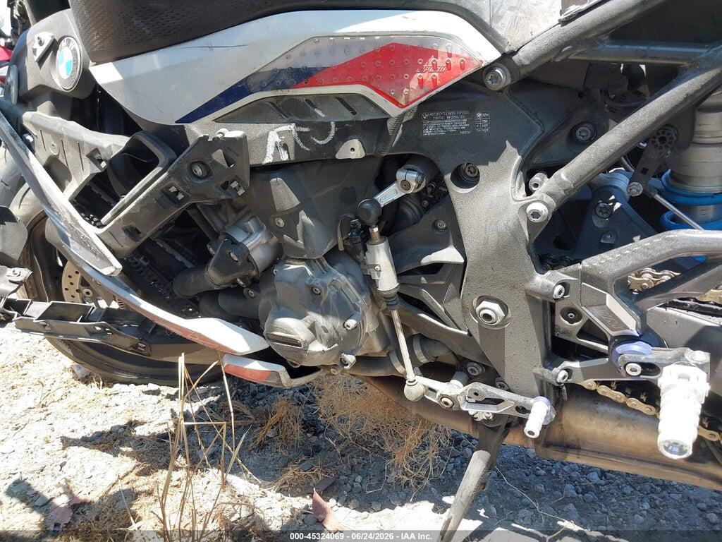 WB10E8301P6H34214 2023 BMW M 1000 photo no. 9