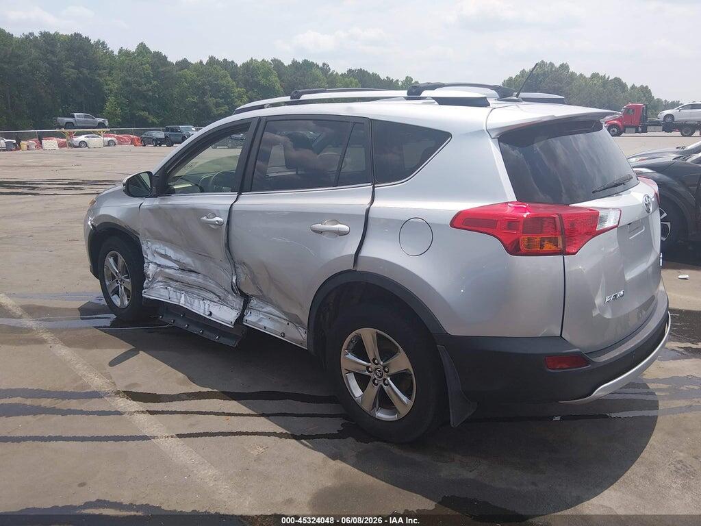 JTMRFREV9FD138989 2015 TOYOTA RAV4 photo no. 3