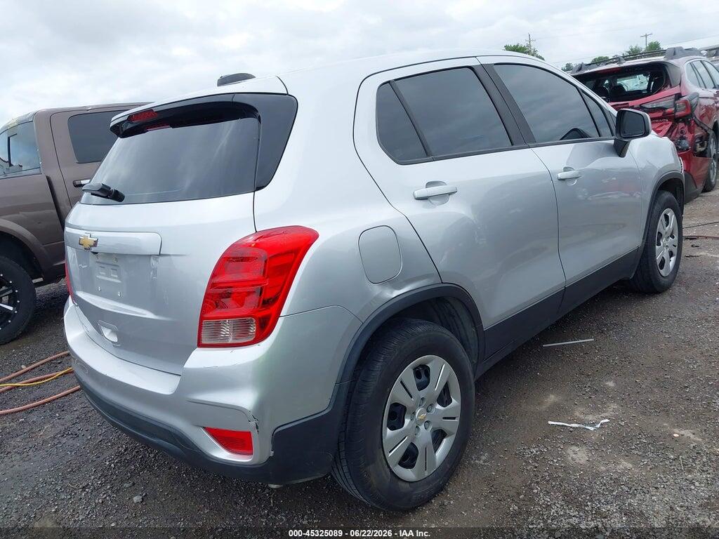 KL7CJKSB6JB521246 2018 CHEVROLET TRAX photo no. 4