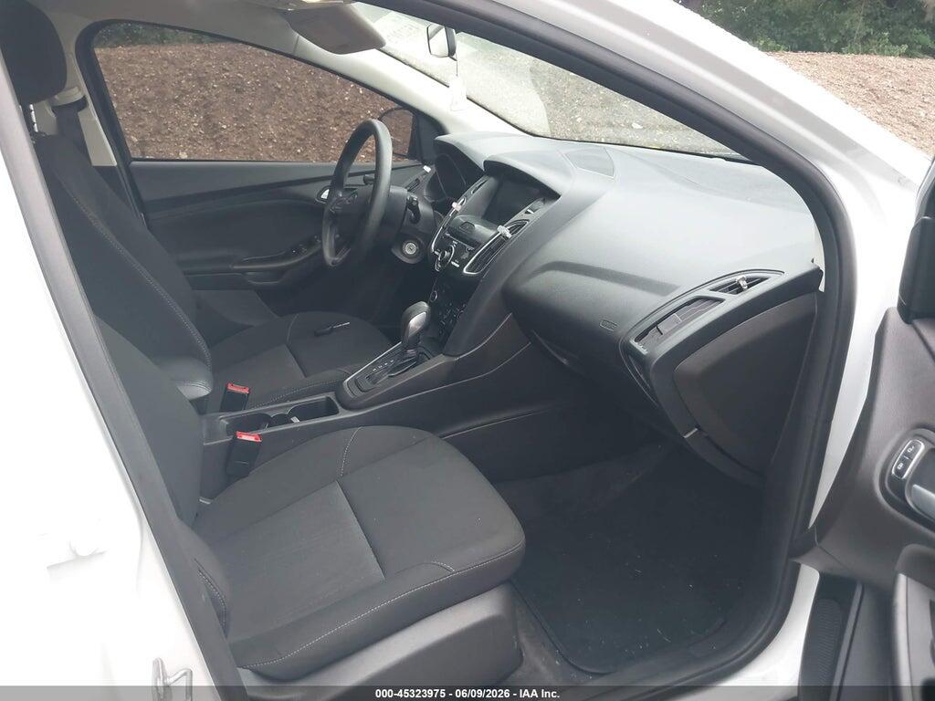 1FADP3M29JL225596 2018 FORD FOCUS photo no. 5