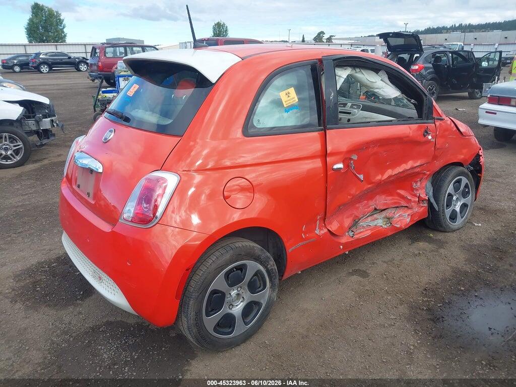 3C3CFFGE2DT604601 2013 FIAT 500E photo no. 4