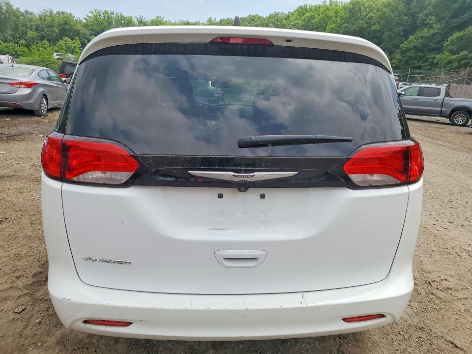 2023 CHRYSLER VOYAGER LX — Фото 6 из 12
