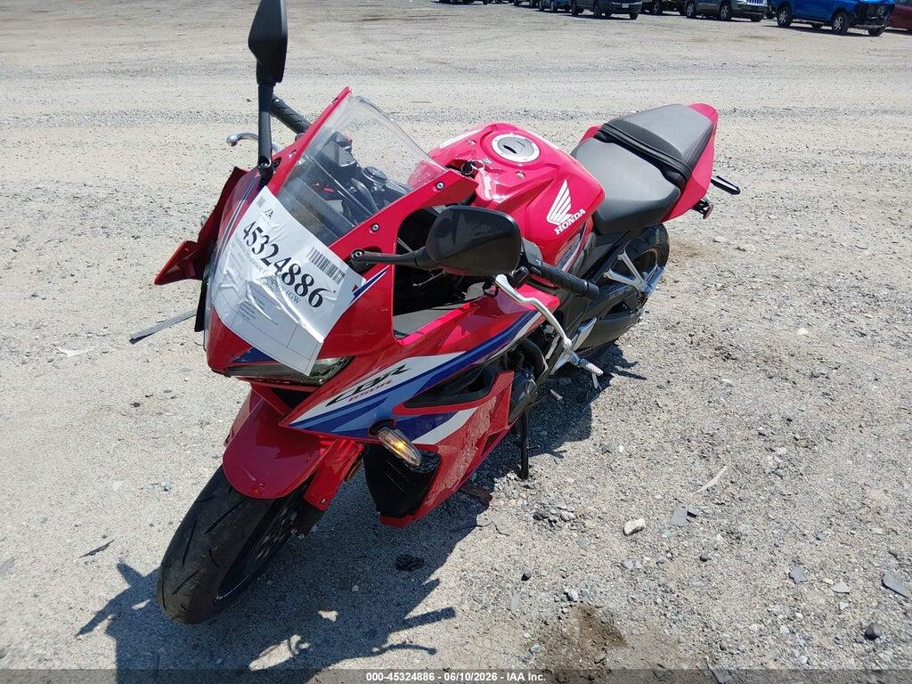 MLHRH155XT5201161 2026 HONDA CBR650 photo no. 2