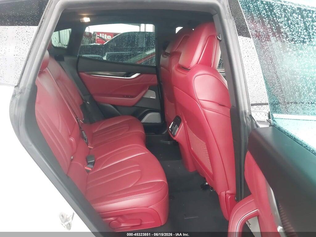 ZN661XUS4KX337369 2019 MASERATI LEVANTE photo no. 8