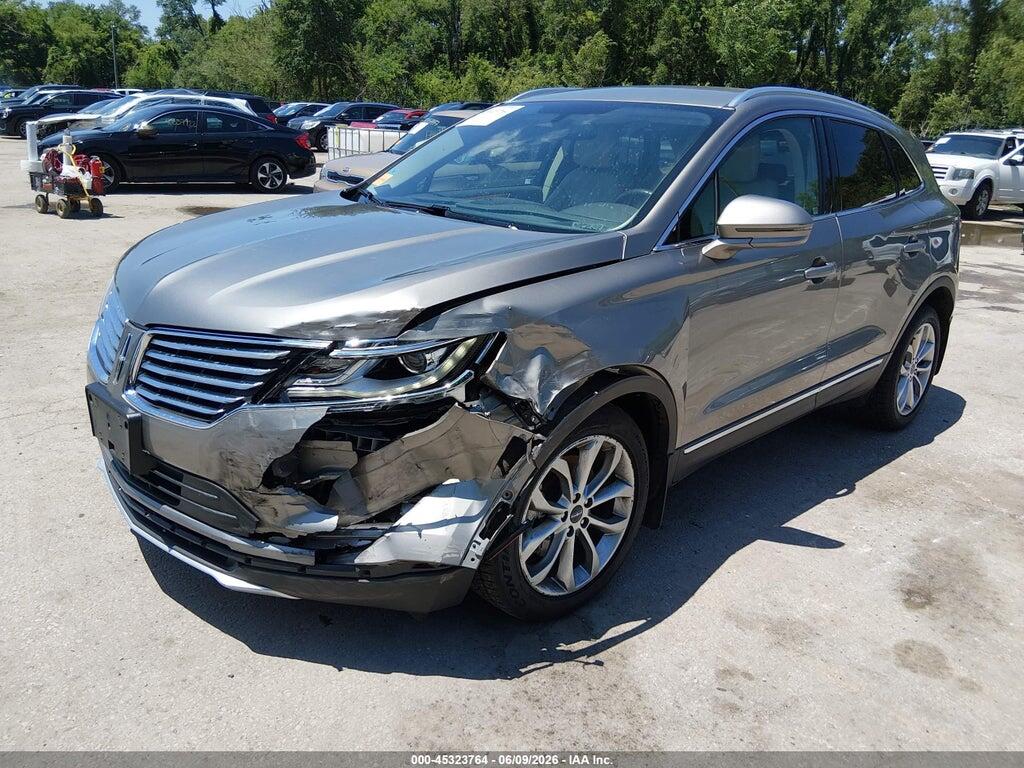 5LMCJ2C99HUL22584 2017 LINCOLN MKC photo no. 2