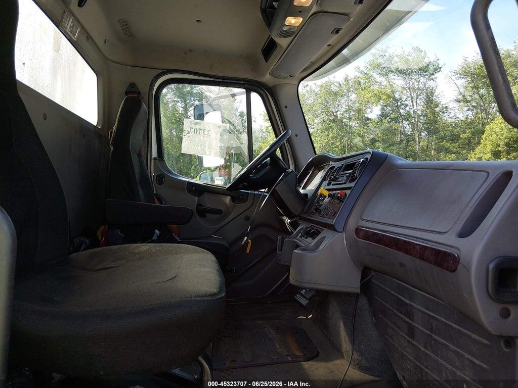 1FVHC5DV5DHBW1102 2013 FREIGHTLINER M2 photo no. 6