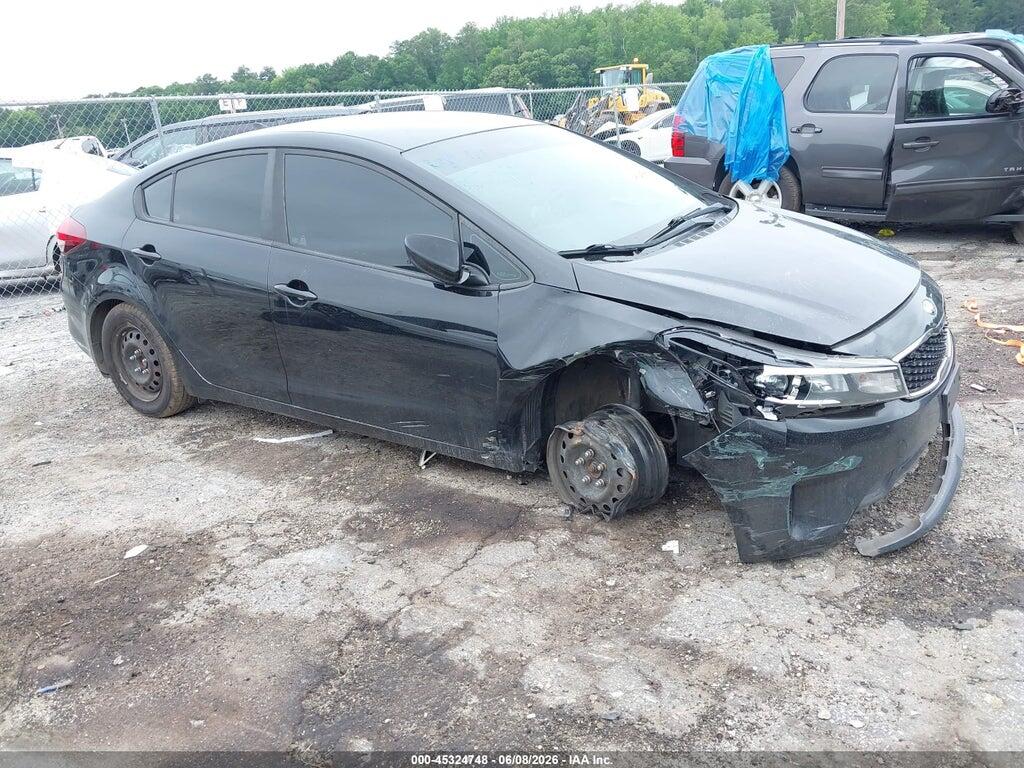 3KPFK4A71HE136759 2017 KIA FORTE photo no. 1
