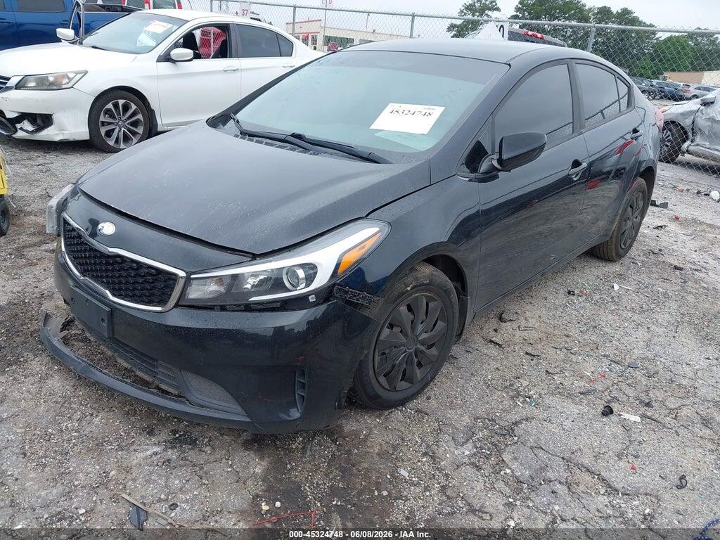 3KPFK4A71HE136759 2017 KIA FORTE photo no. 2