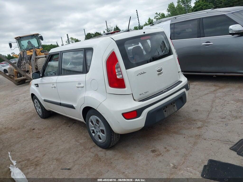 KNDJT2A54D7570615 2013 KIA SOUL photo no. 3