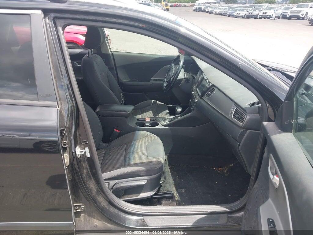 KNDCB3LC4H5084448 2017 KIA NIRO photo no. 5