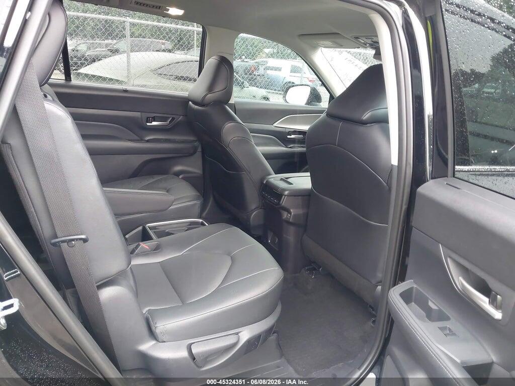 5TDAAAA5XTS039309 2026 TOYOTA GRAND HIGHLANDER photo no. 8