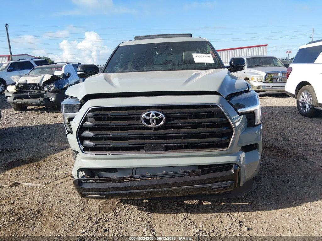 7SVAAABA5TX073427 2026 TOYOTA SEQUOIA photo no. 11