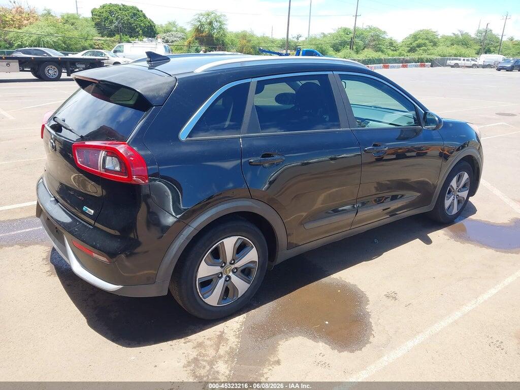 KNDCB3LC6J5210296 2018 KIA NIRO photo no. 4