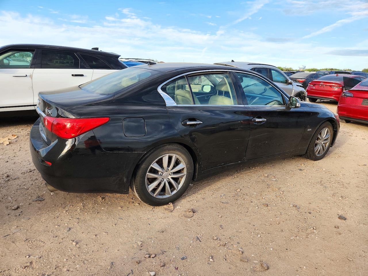 2017 INFINITI Q50 3.0T SIGNATURE EDITION — Фото 3 из 12
