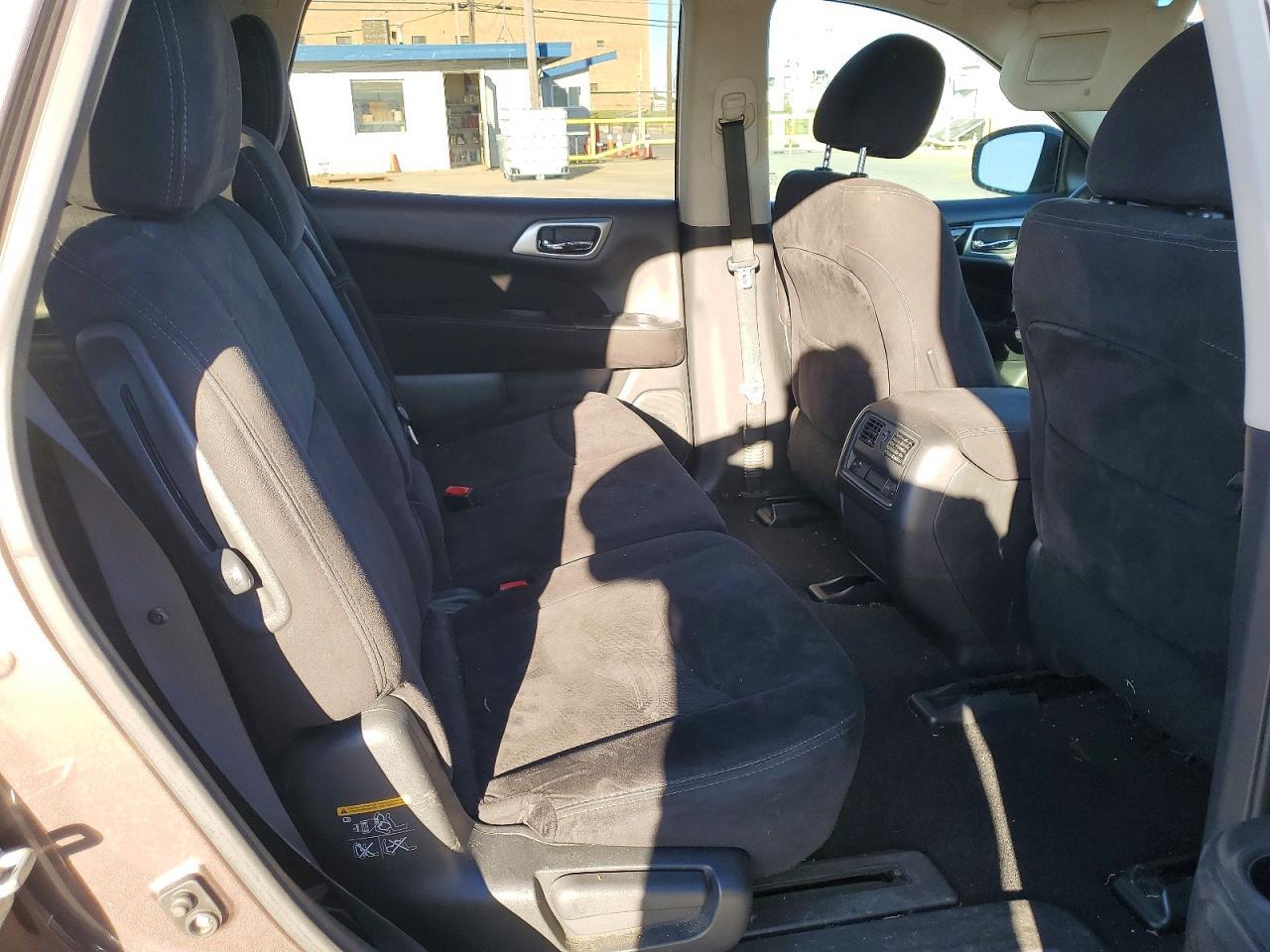 2015 NISSAN PATHFINDER S — Фото 11 из 14