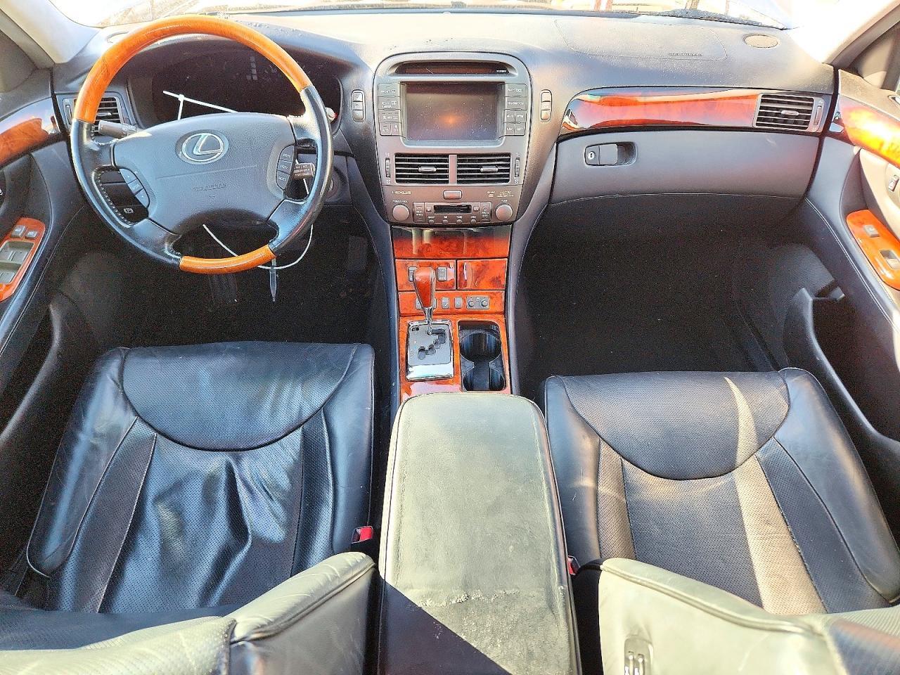 2004 LEXUS LS 430 — Фото 8 из 12