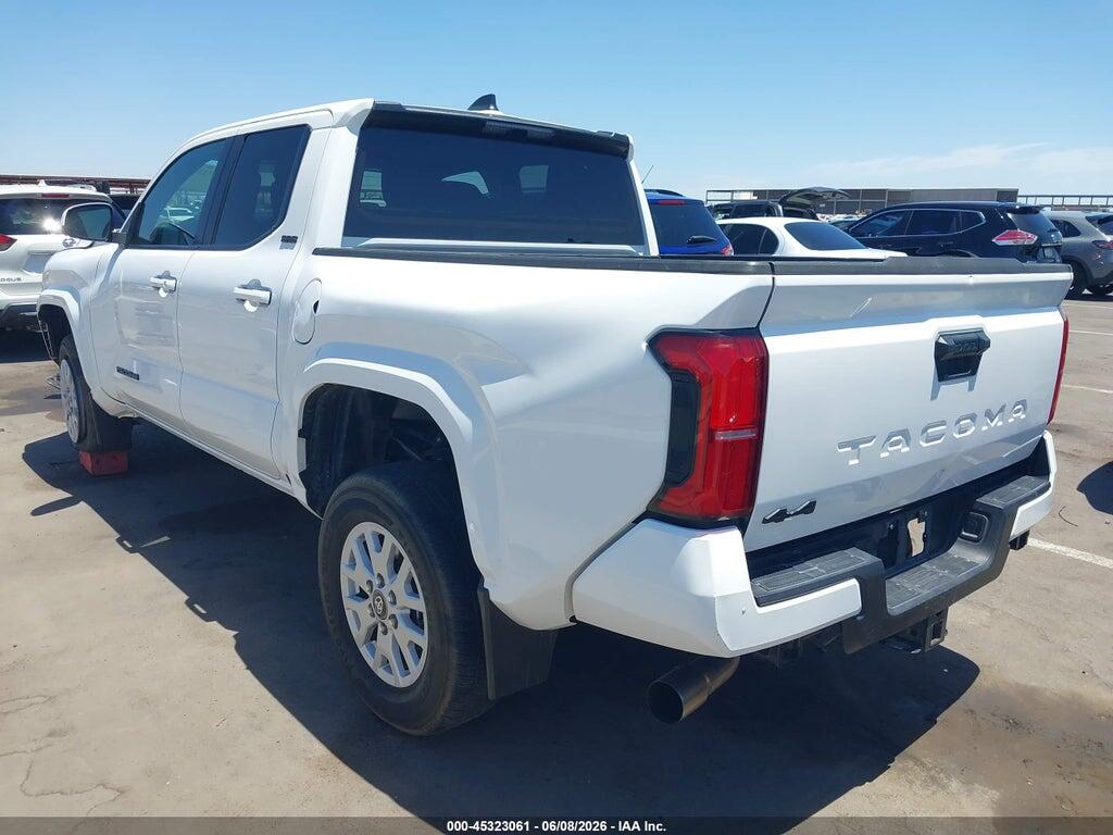 3TMLB5JN0RM040491 2024 TOYOTA TACOMA photo no. 3