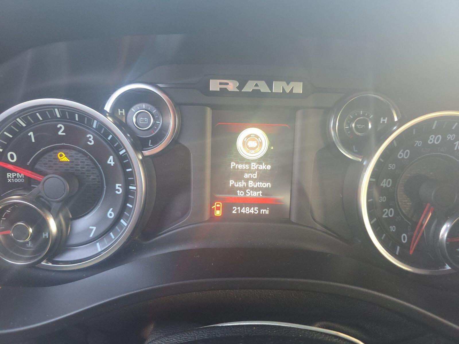 2019 RAM 1500 BIG HORN/LONE STAR — Фото 11 из 16