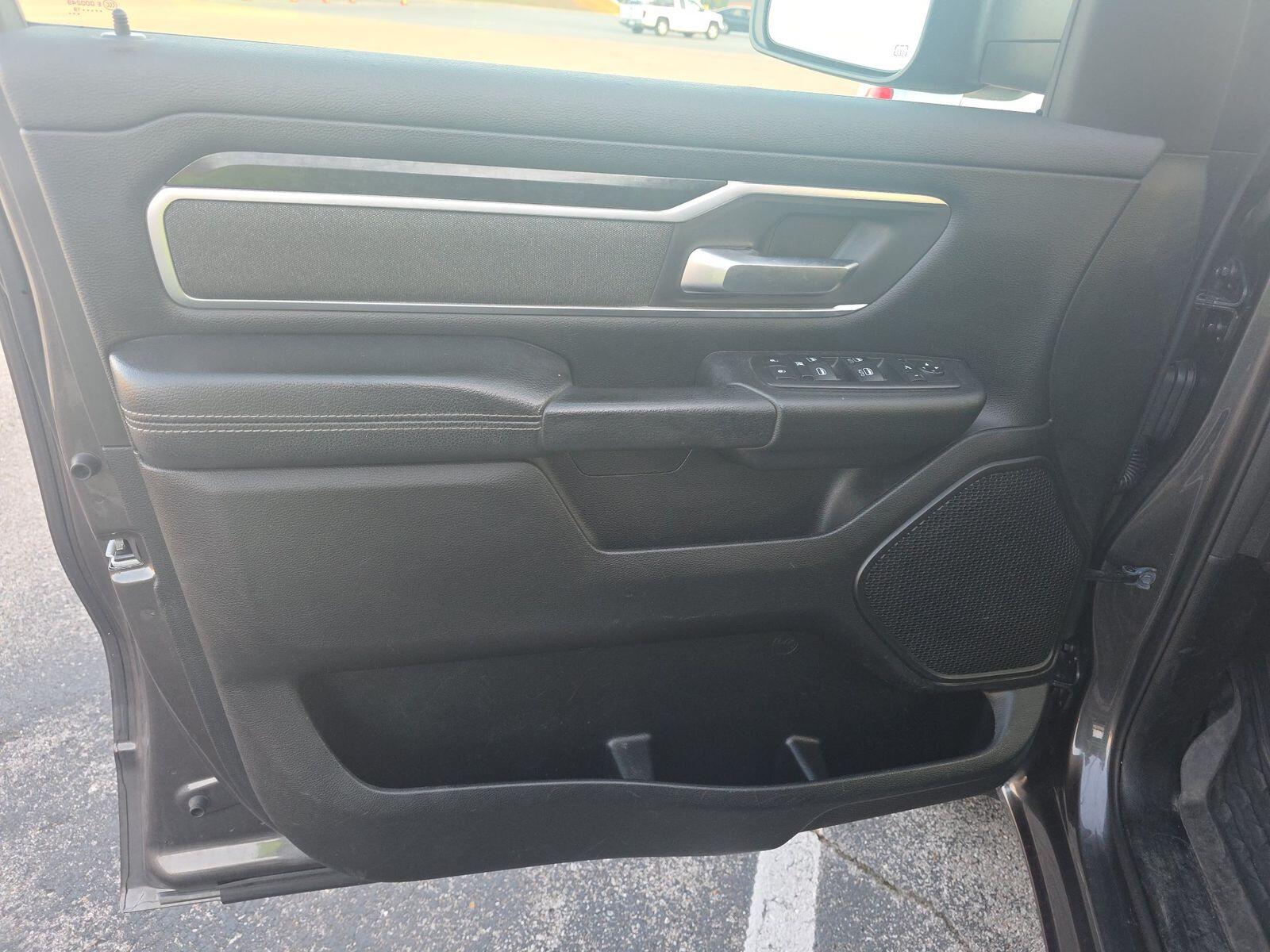 2019 RAM 1500 BIG HORN/LONE STAR — Фото 12 из 16