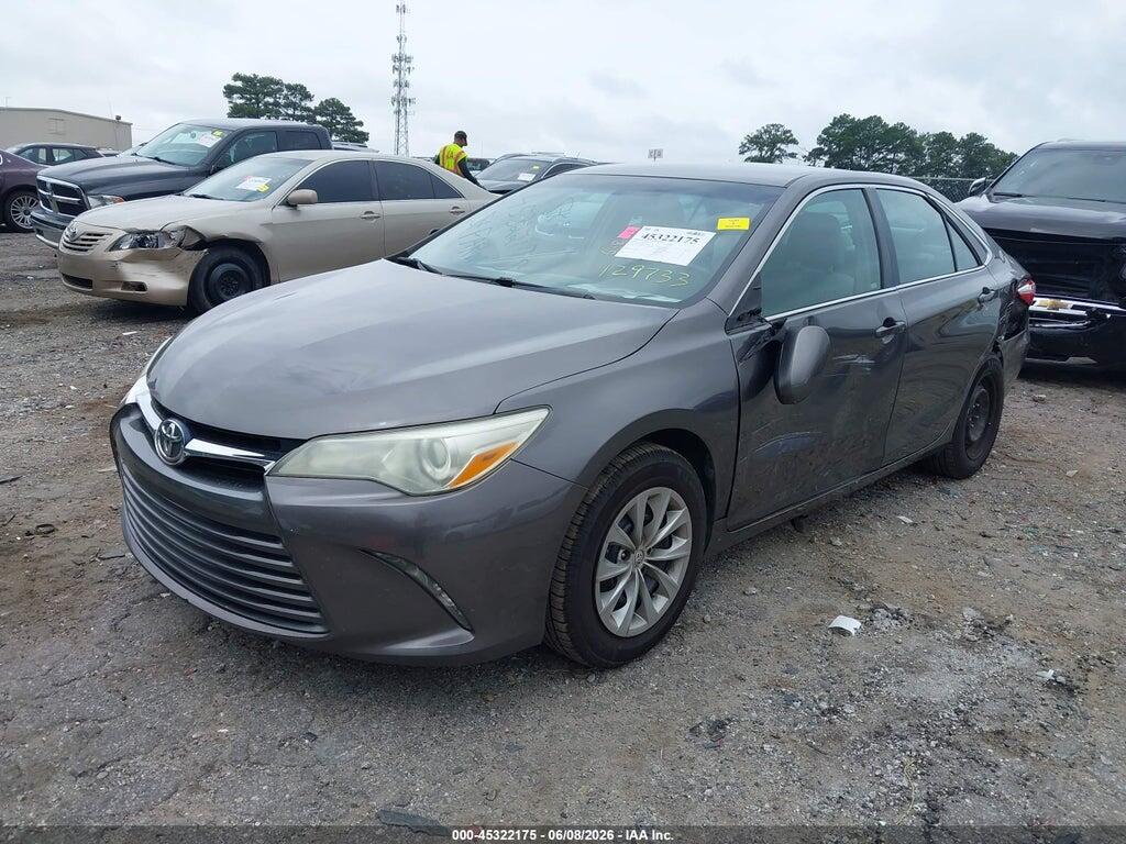 4T1BF1FK0GU129733 2016 TOYOTA CAMRY photo no. 2